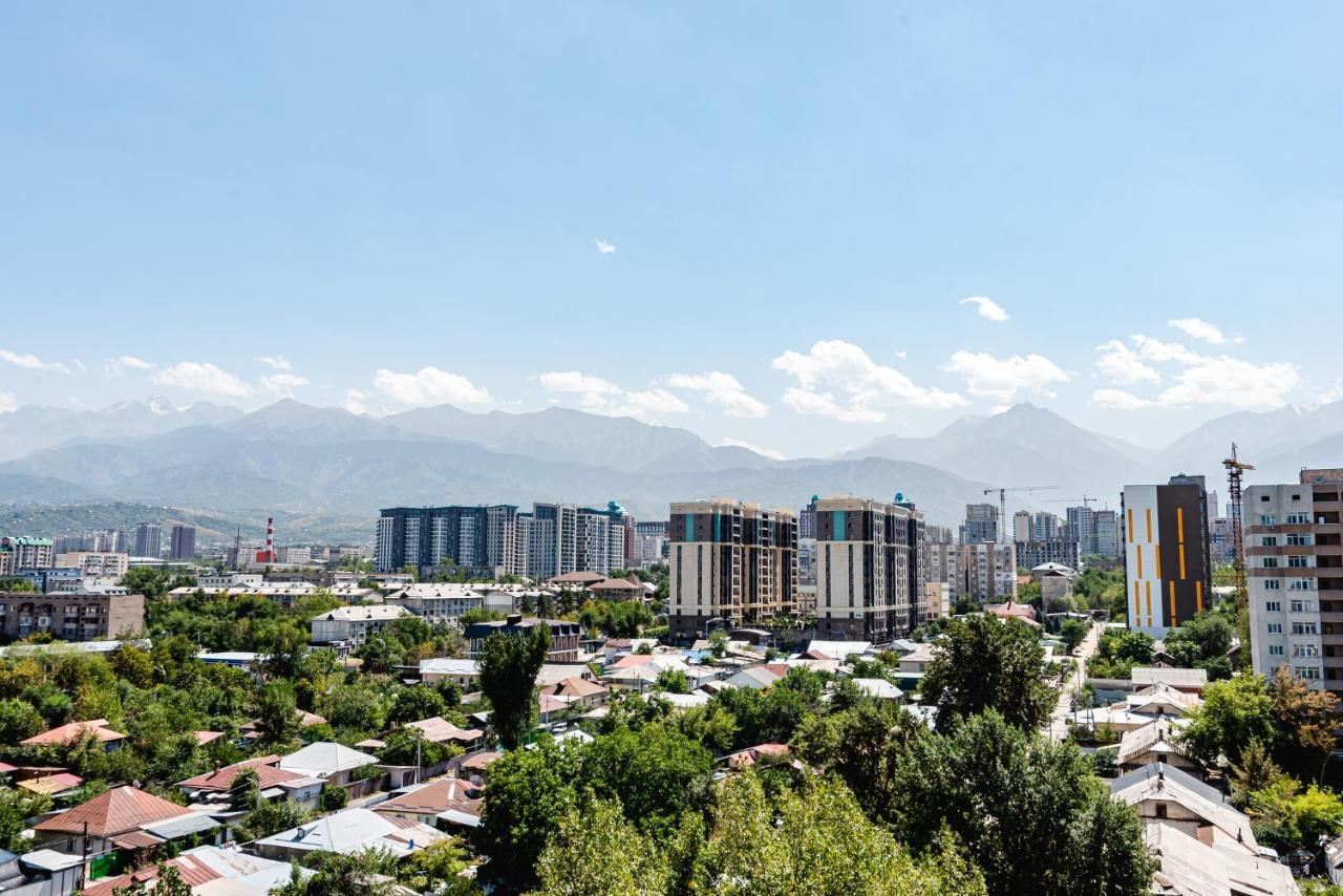 Appartamento Heaven 10 Almaty Esterno foto